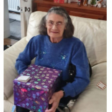 Photo of Beryl FALLOWS