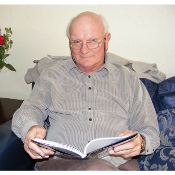 Photo for notice Derek YOUNGER