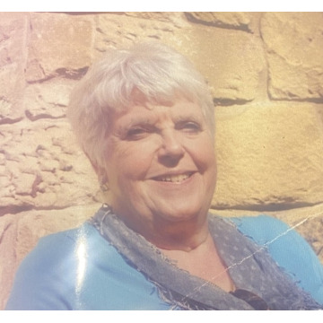 Photo of Val THREADGOULD