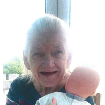 Photo of Maureen BARCLAY - (INVERGORDON, FORMERLY INVERNESS & IRELAND)