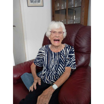 Photo of Shirley Moira MATHIESON