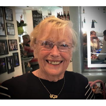 Photo of Shirley JONES