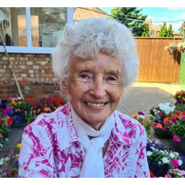 Photo of Joan BENTLEY
