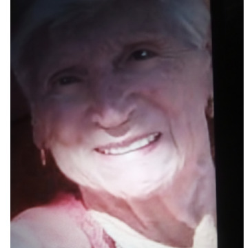 Photo of Evelyn LOWE