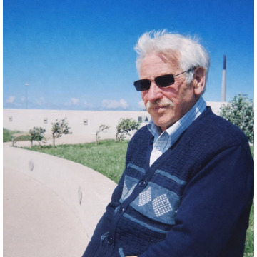 Photo of Dennis MANN