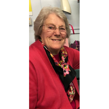 Photo of Maureen MEAKIN