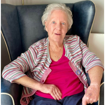 Photo of Brenda Winifred LOCKETT