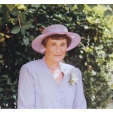 Photo of Prue WALKER