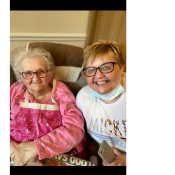 Photo for notice Olwyn Crosby James