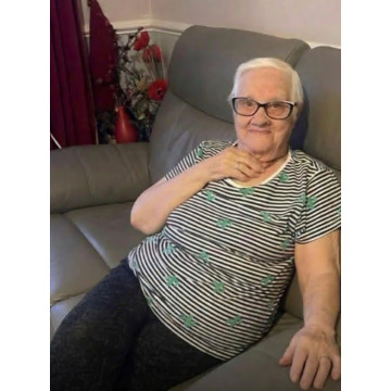 Photo of Barbara HAZELDINE