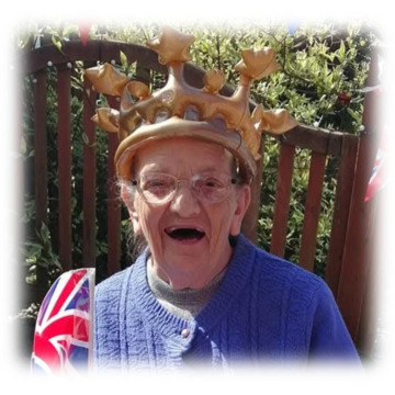 Photo of Shirley HILL