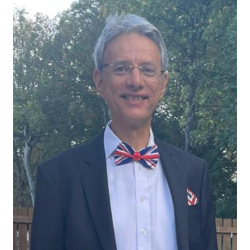 Photo of Dr Igor KUBELKA