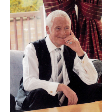 Notice Gallery for Leslie William ELWICK