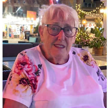 Photo of Elizabeth ROBINSON