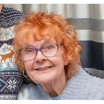 Photo of Patricia HALL
