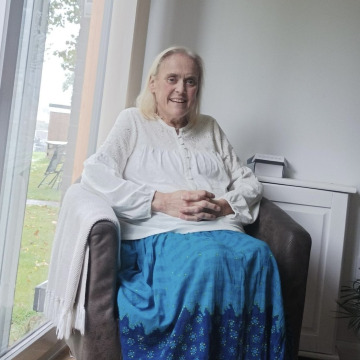 Photo of Joyce FENTON