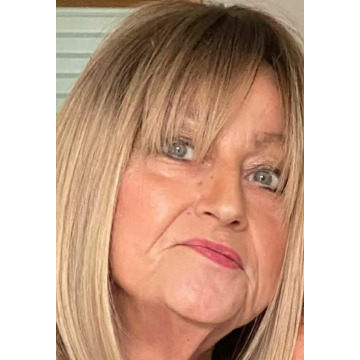 Photo of Lisa MULLEN