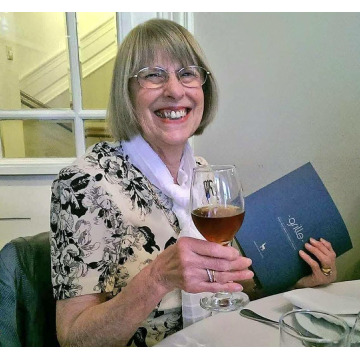 Photo of Jacqueline DAULTON
