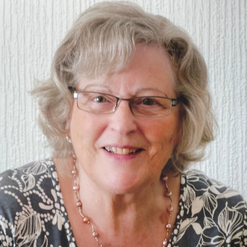 Photo of Cynthia BALL