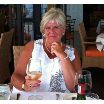 Photo of Susan POWELL