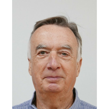 Photo of Derick BEND