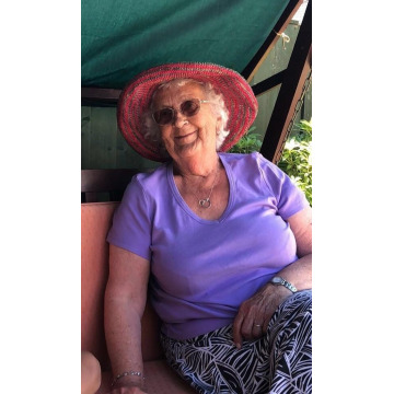 Photo of Eileen FROW