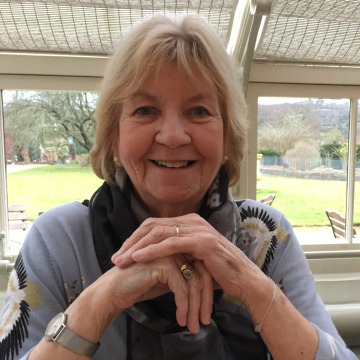 Photo of Sylvia HURST
