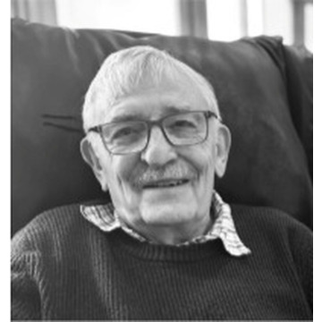 Photo of Professor Brian, OBE ARNOLD