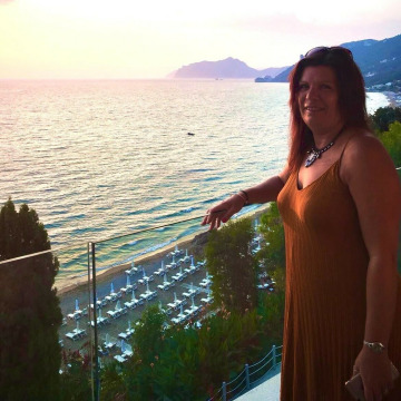 Photo of Jayne RIAL