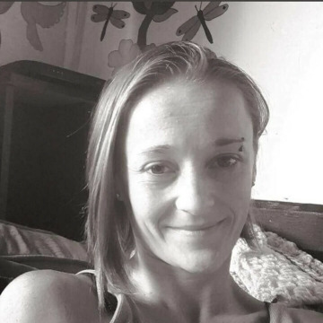 Photo of Sarah TAYLOR