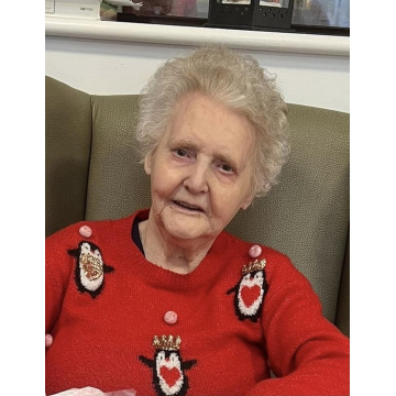 Photo of June RUSHTON