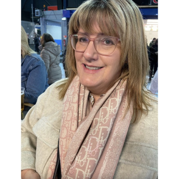 Notice Gallery for Joanne WILSON