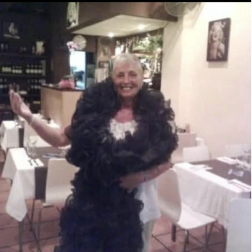Photo of Linda ELLIOTT