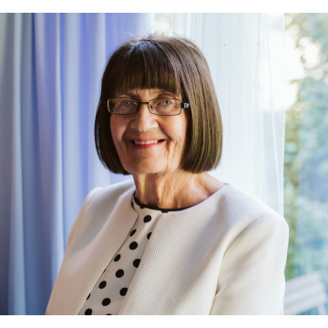 Photo of Eileen CLARK
