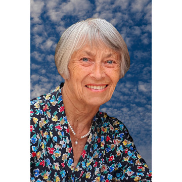 Photo of Sylvia Elaine LUMB