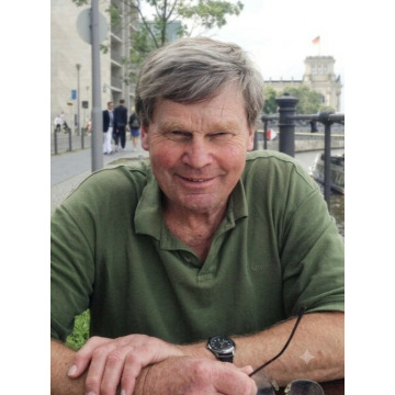 Photo of Richard E McConnel MCCONNEL