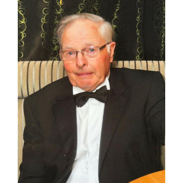 Photo of Gwyn LEWIS
