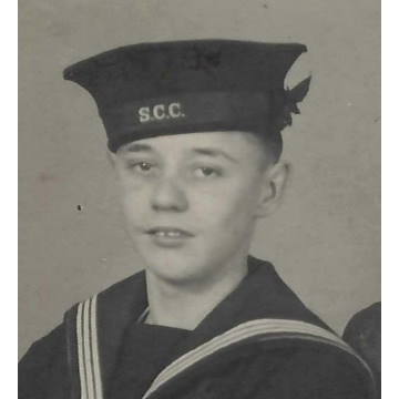 Photo of Dennis HOLT