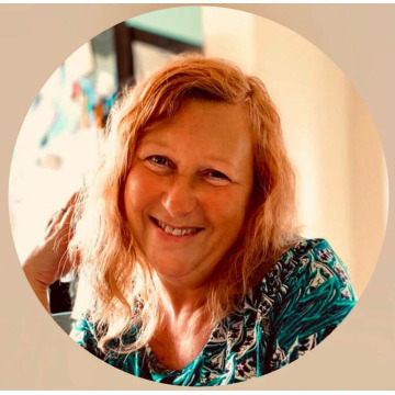 Photo of Helena FERRIS