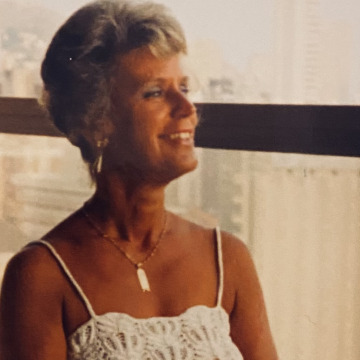 Photo of Jean MCGUIRE