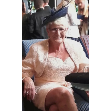 Photo of Lynda COUCH