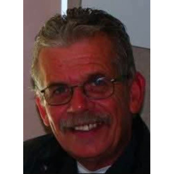 Photo of Peter HEWETT