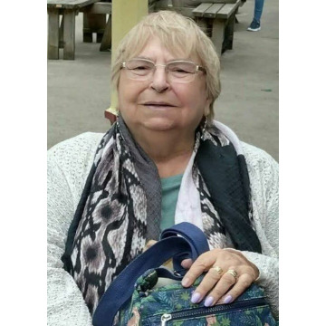 Photo of Marylin YOUNG