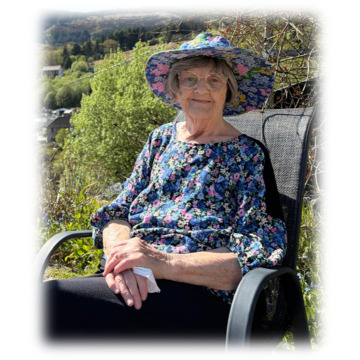 Photo of Claudia BEVAN