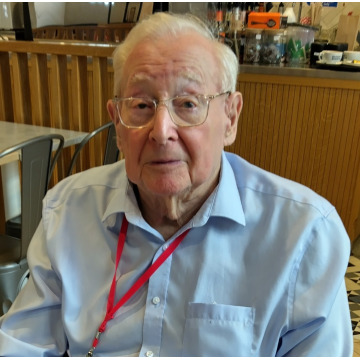 Photo of Reverend Peter MUFF
